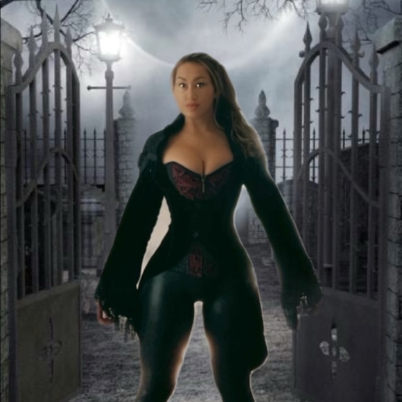 Meet your Posher, Jessica - Picture 7 of 14